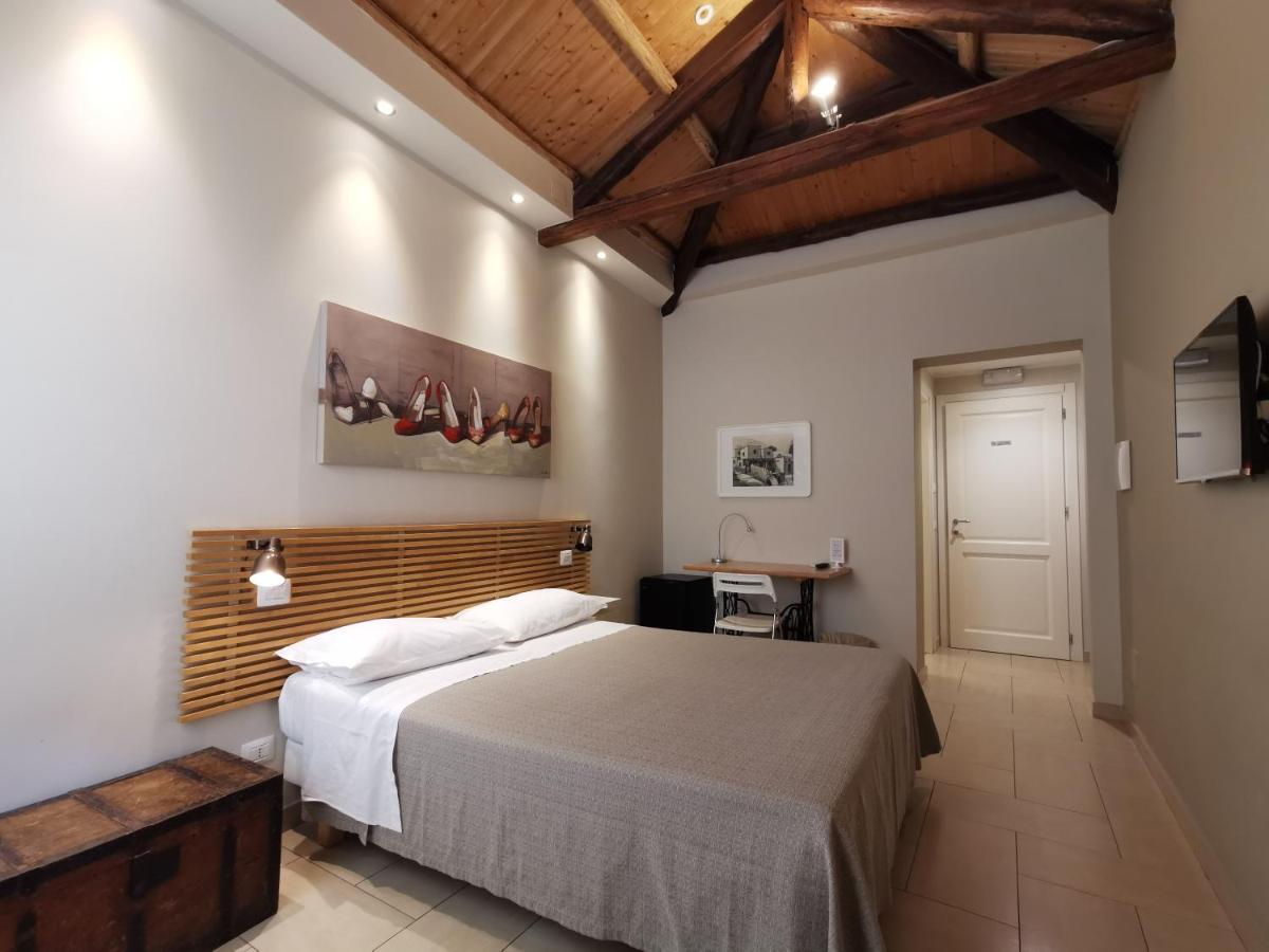 B&B Re Umberto Μιλάτσο Εξωτερικό φωτογραφία